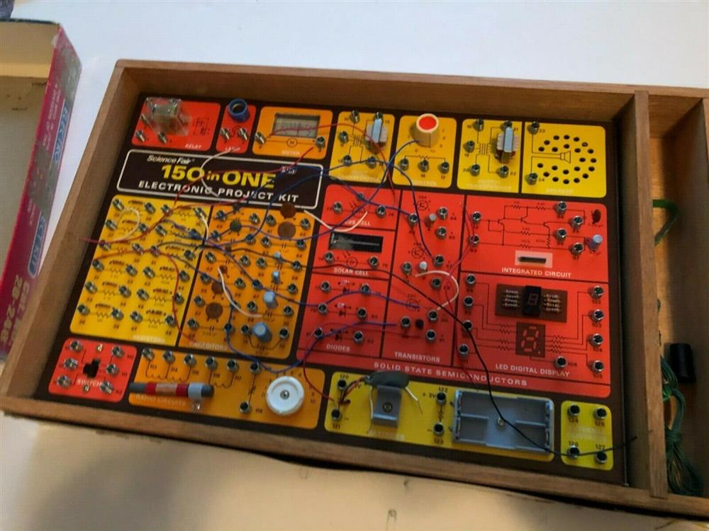 Electronics kit from 1970's