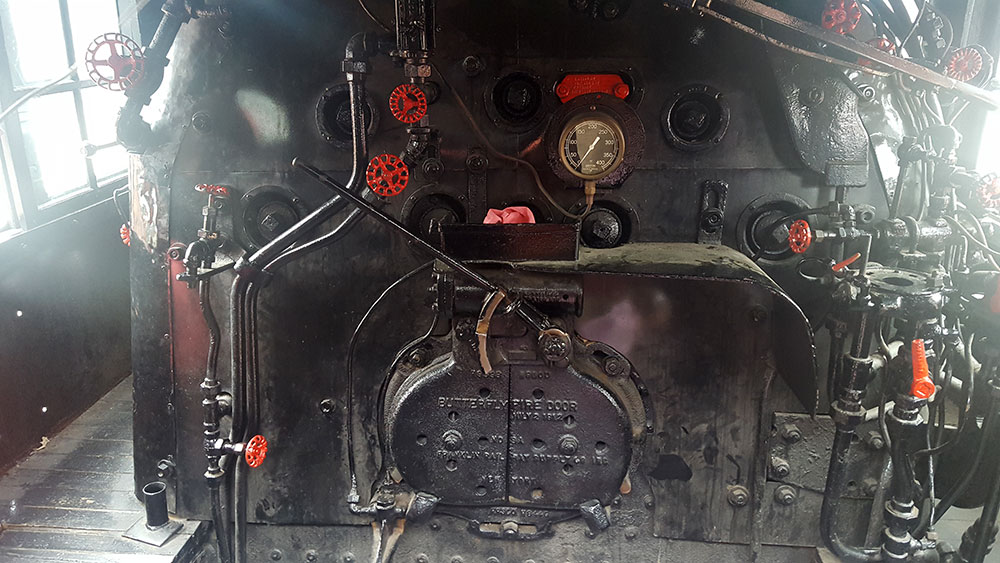 Locomotive cab